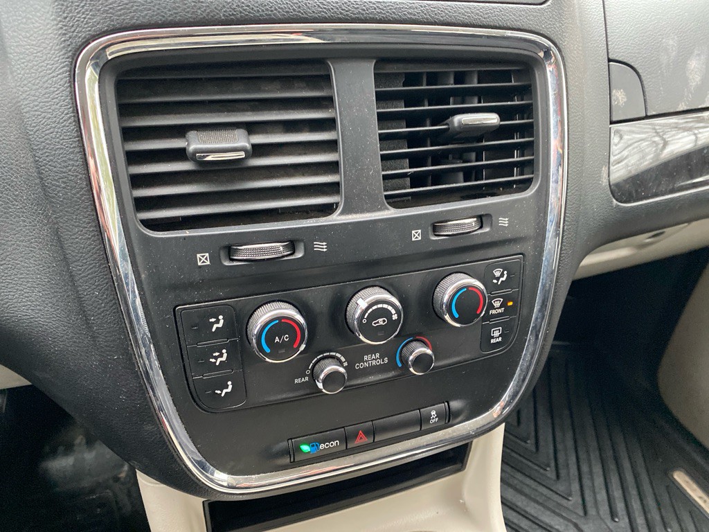 2014 Dodge Grand Caravan Image 14