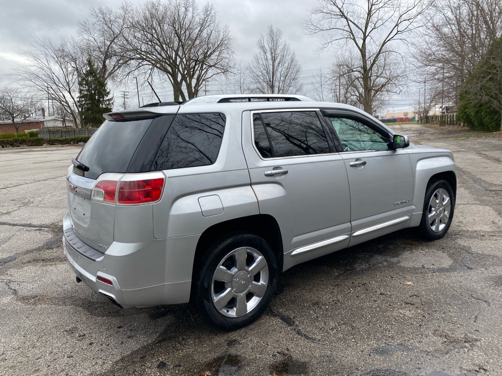 2015 GMC Terrain Image 5