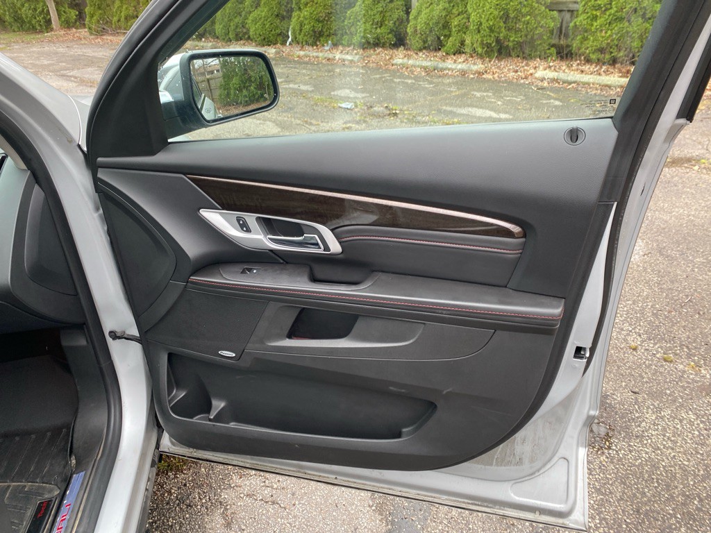 2015 GMC Terrain Image 25