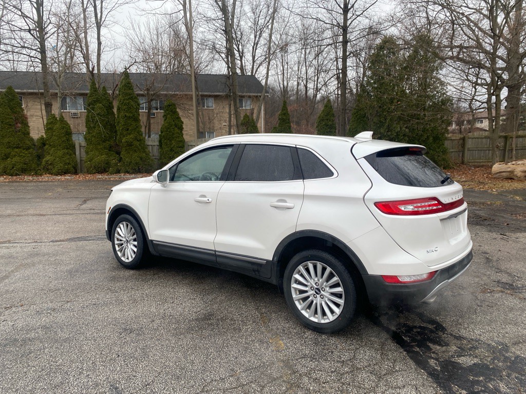2019 Lincoln MKC Image 3