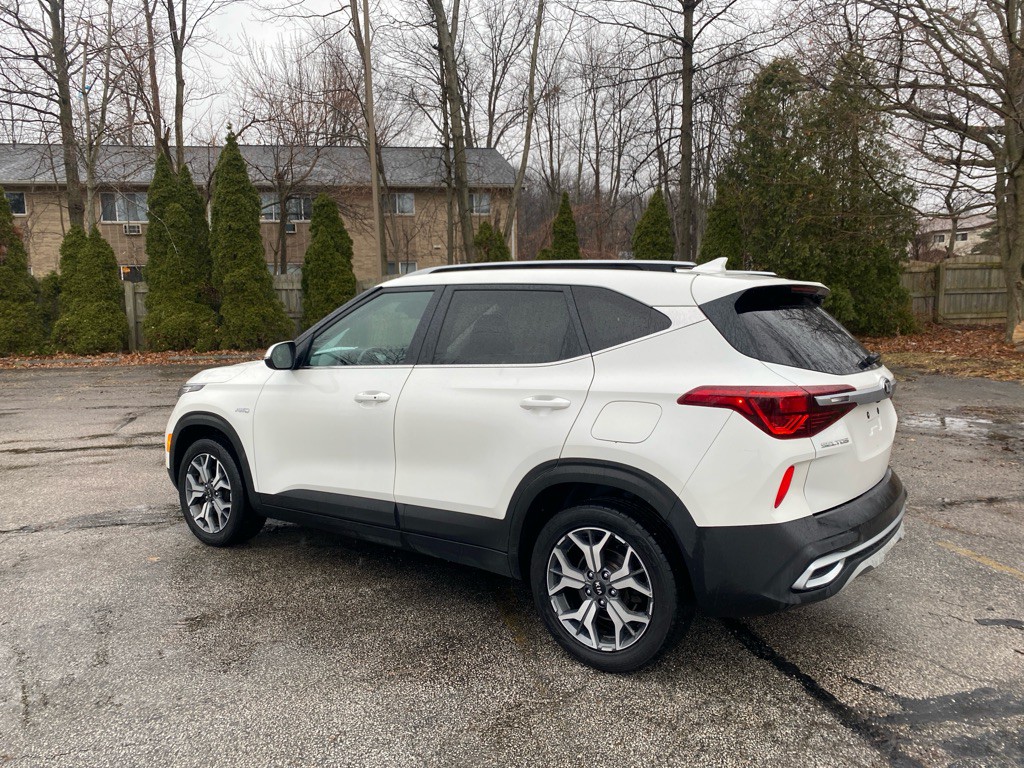 2021 Kia Seltos Image 3