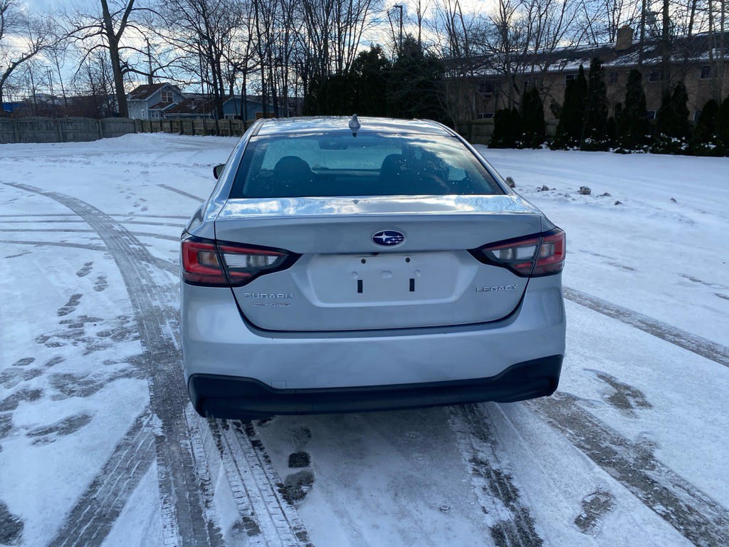2021 Subaru Legacy Image 4