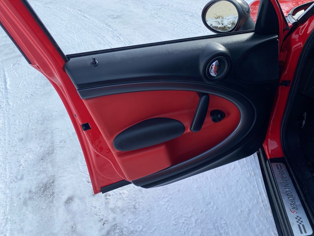 2012 MINI Cooper Image 10