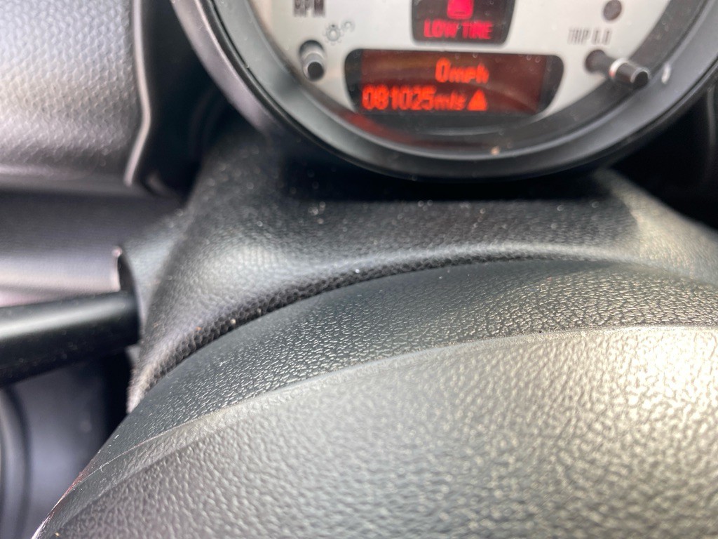 2012 MINI Cooper Image 12