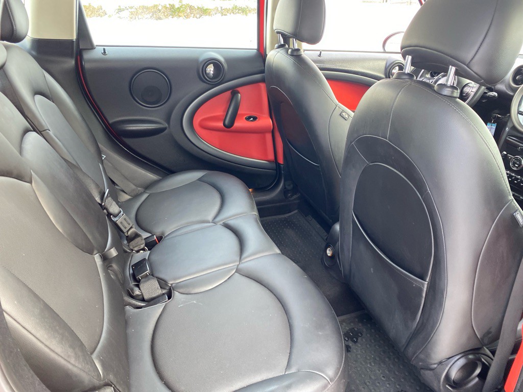 2012 MINI Cooper Image 20