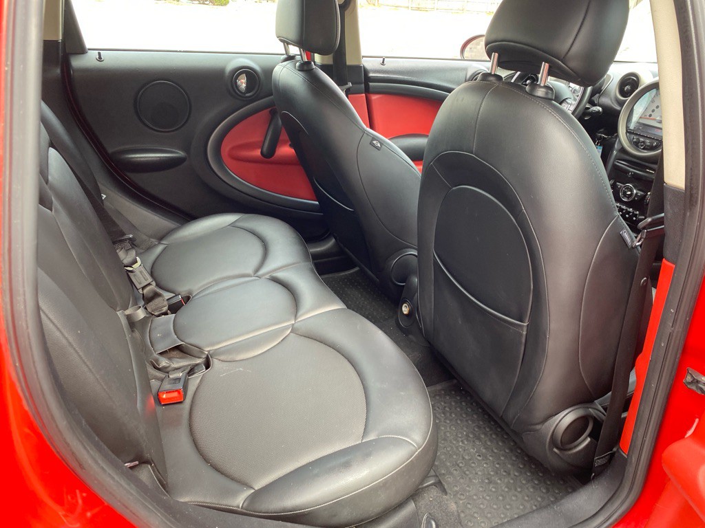 2012 MINI Cooper Image 20