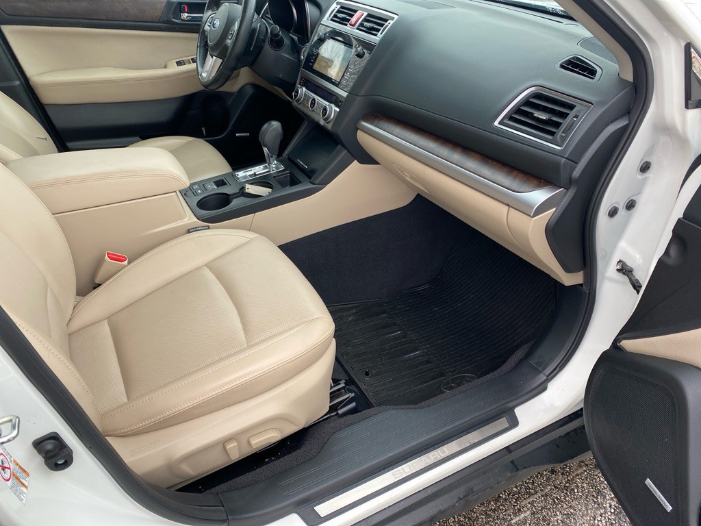 2015 Subaru Outback Image 27