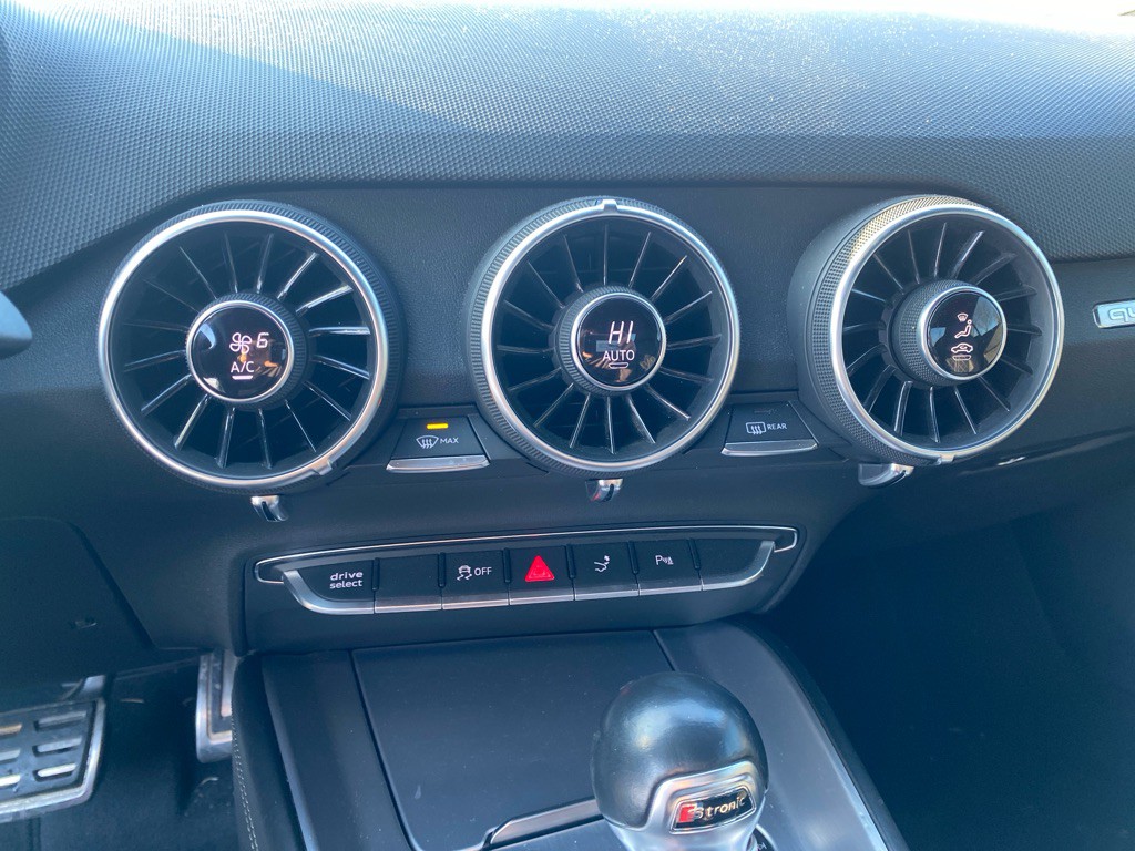 2017 Audi TT Image 13