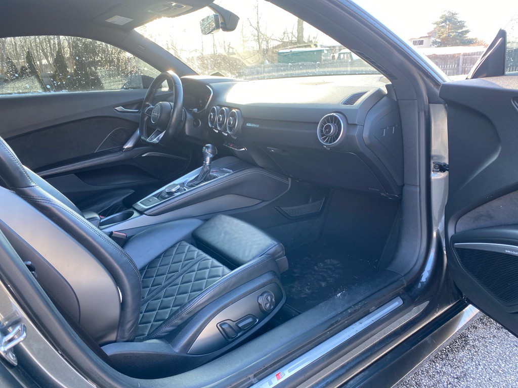 2017 Audi TT Image 18