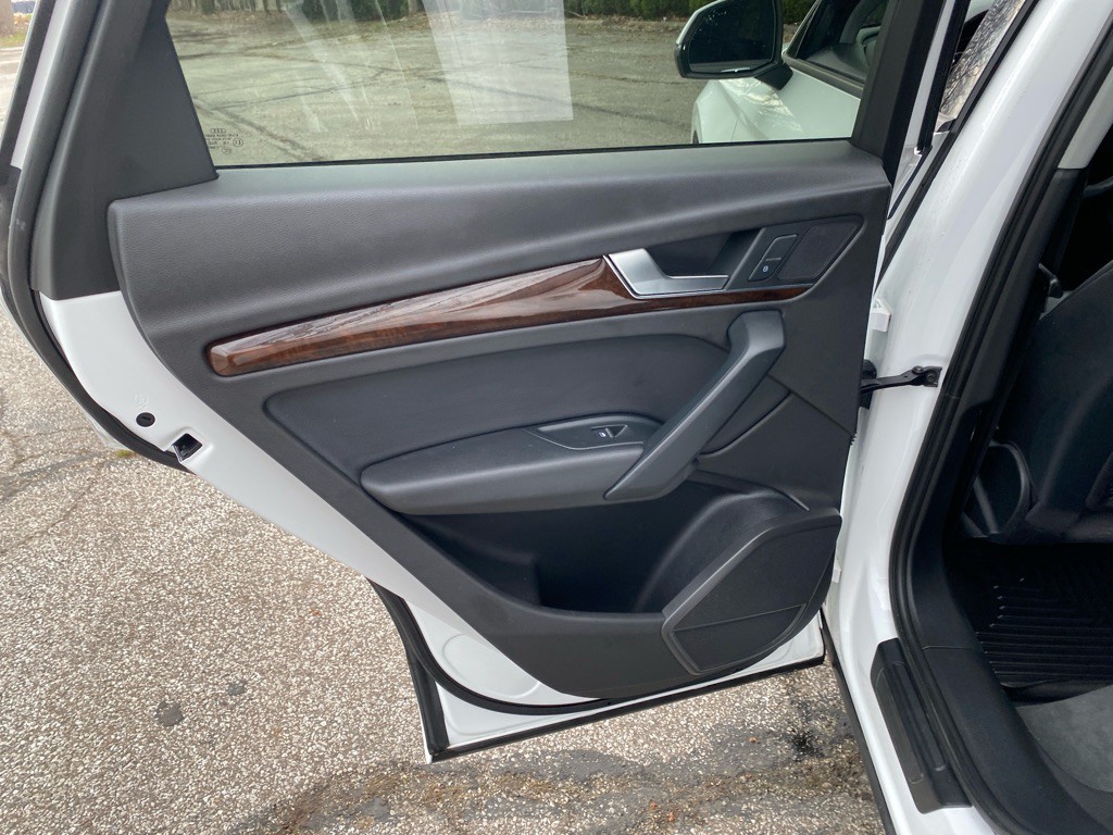 2018 Audi Q5 Image 22