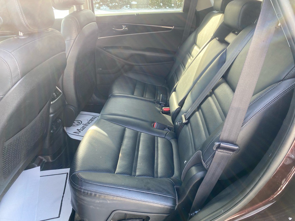 2016 Kia Sorento Image 21