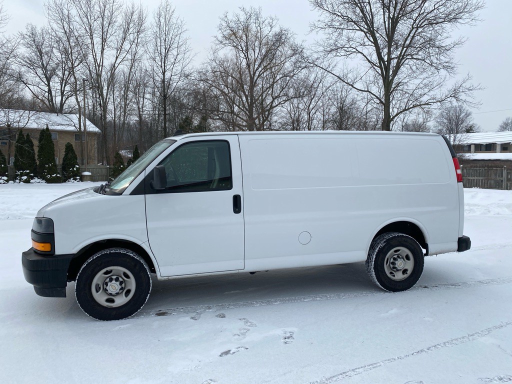 2022 Chevrolet Express Image 2
