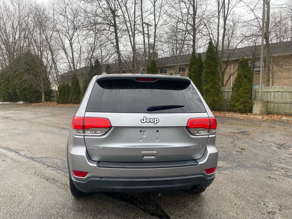 2016 Jeep Grand Cherokee Image 4