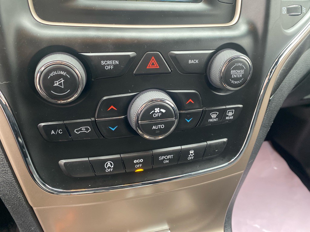 2016 Jeep Grand Cherokee Image 14