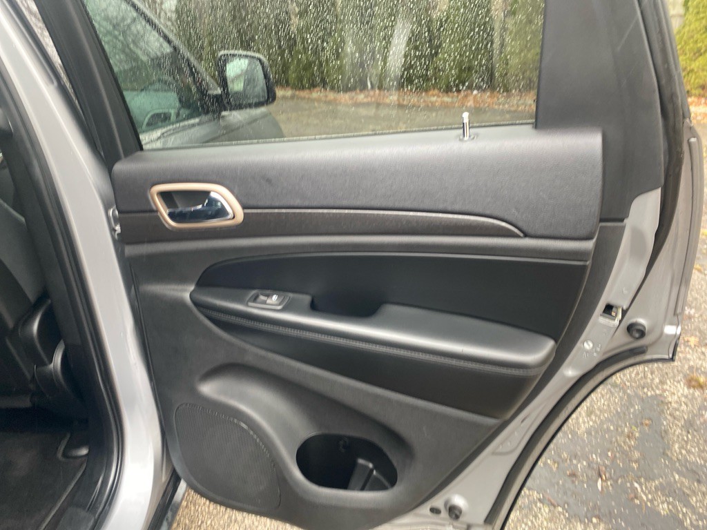 2016 Jeep Grand Cherokee Image 20