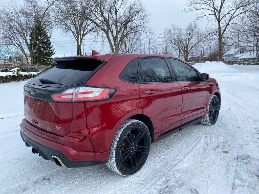 2019 Ford Edge Image 5