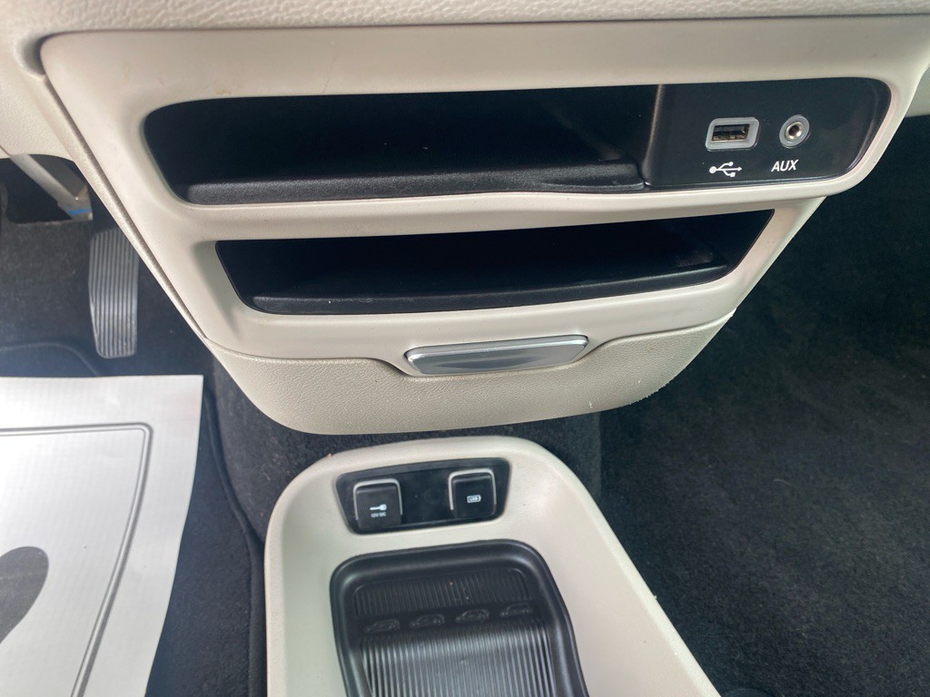 2018 Chrysler Pacifica Image 17