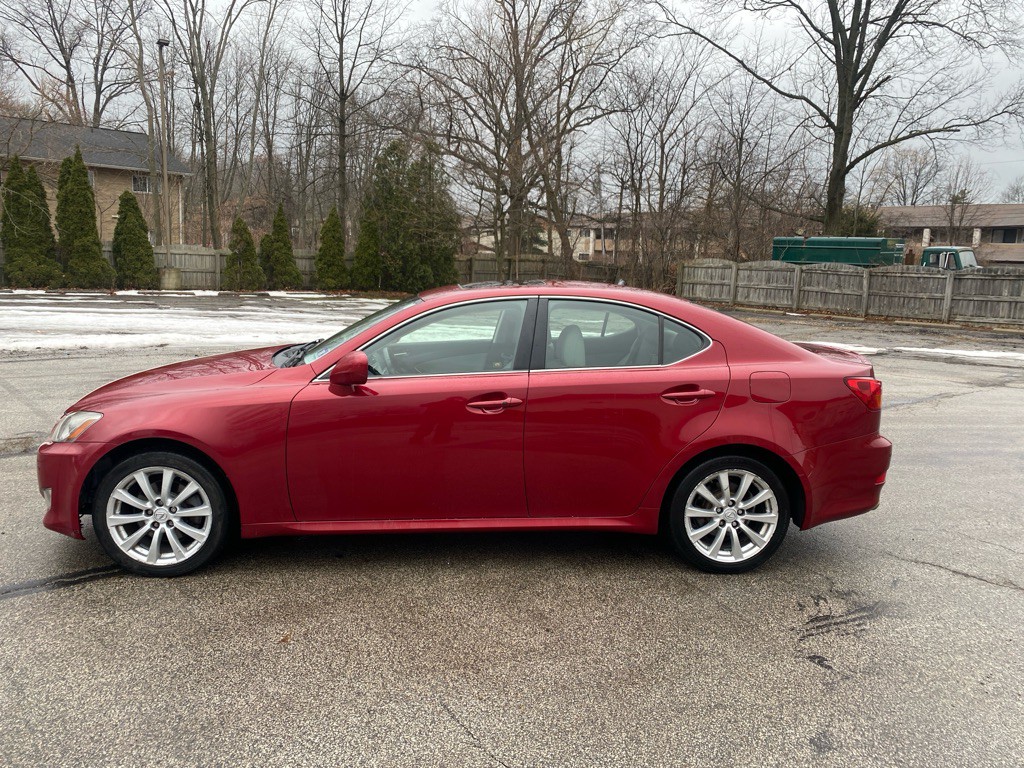 2006 Lexus IS Image 2