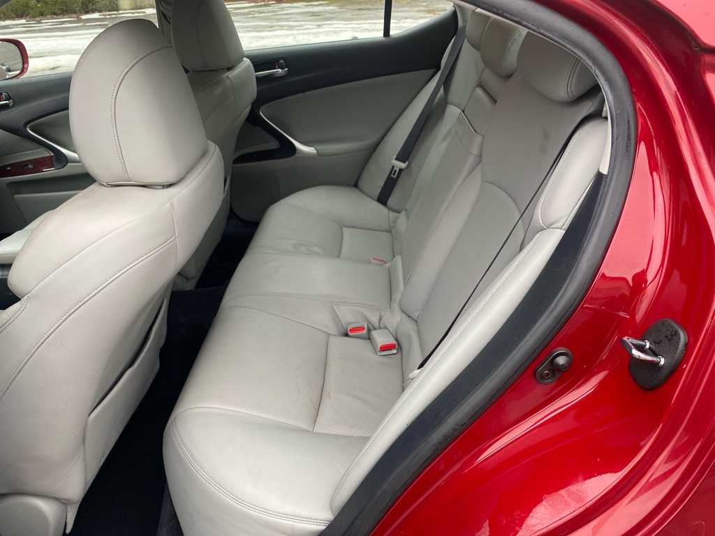 2006 Lexus IS Image 19