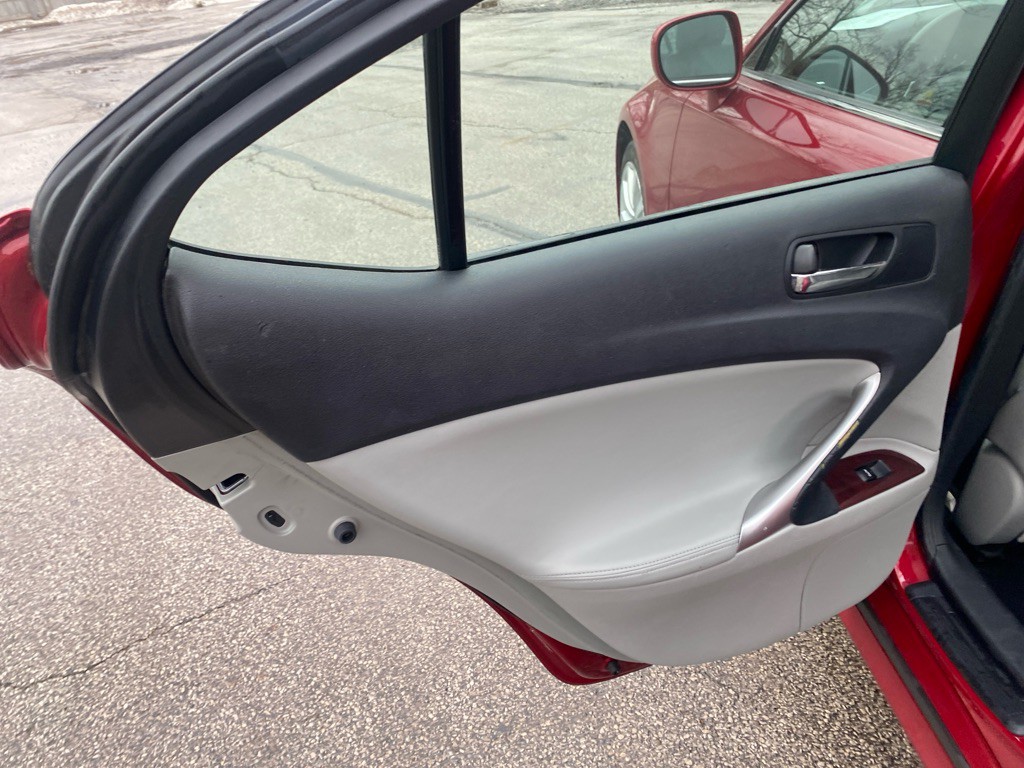 2006 Lexus IS Image 20