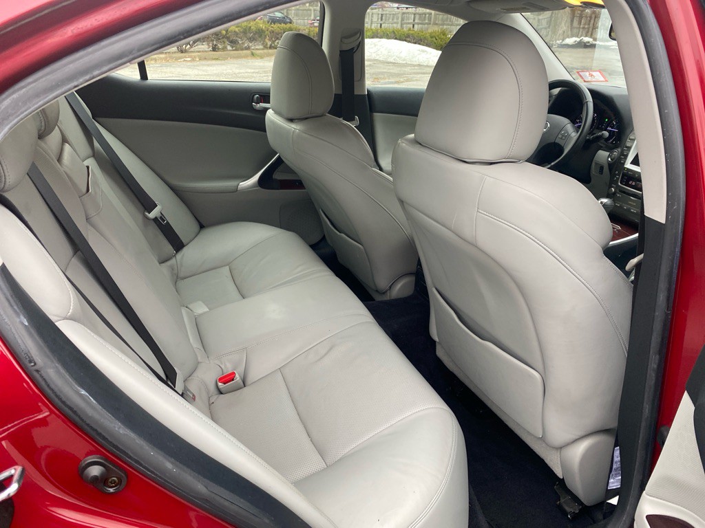 2006 Lexus IS Image 22