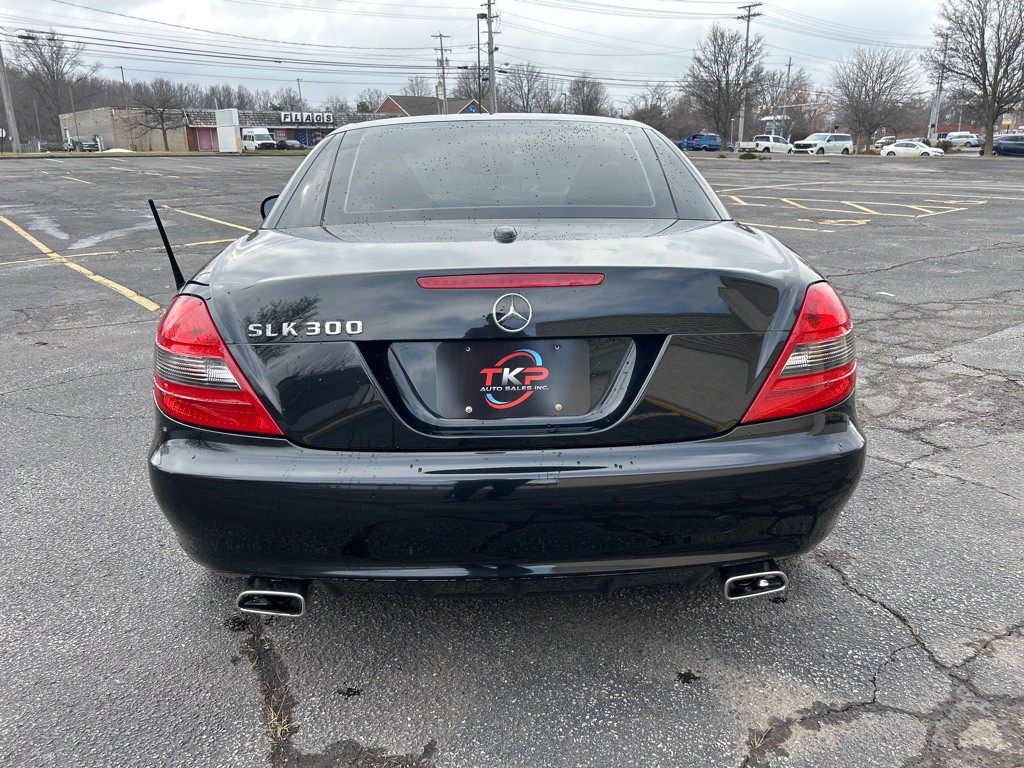 2009 Mercedes-Benz SLK-Class Image 6