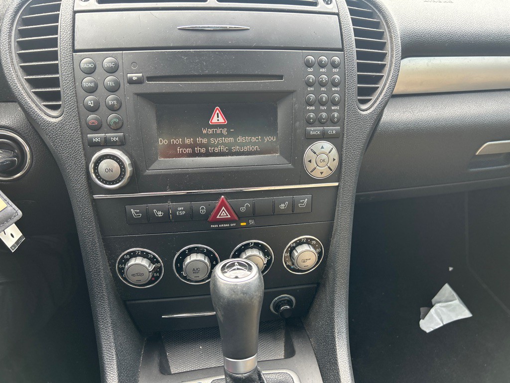 2009 Mercedes-Benz SLK-Class Image 17