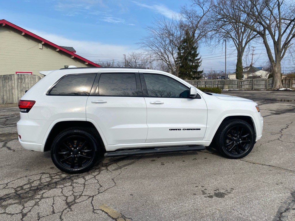 2017 Jeep Grand Cherokee Image 6