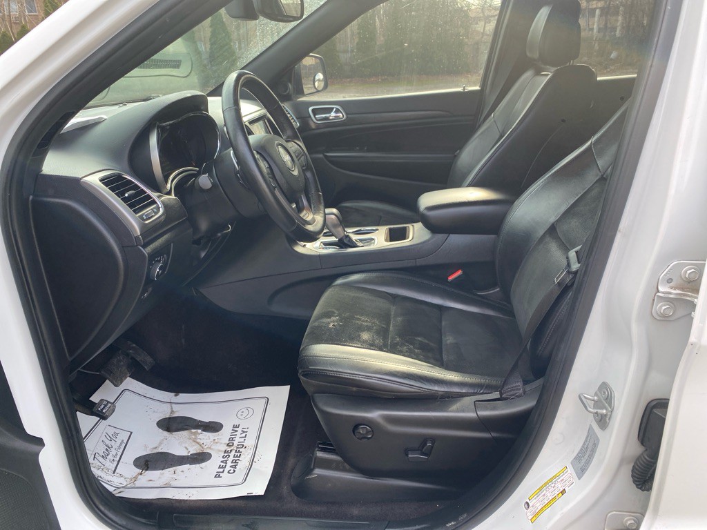 2017 Jeep Grand Cherokee Image 10