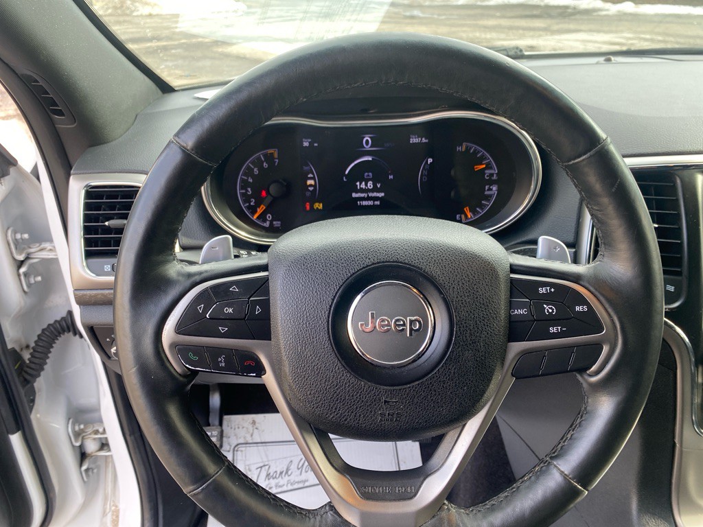 2017 Jeep Grand Cherokee Image 12