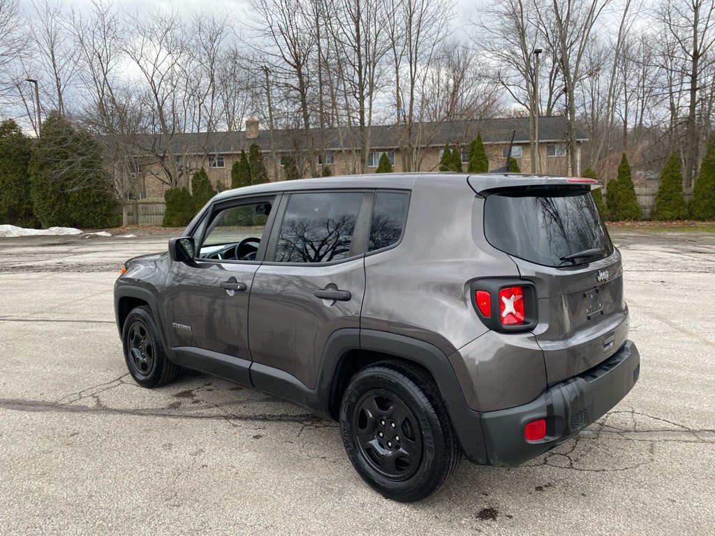 2019 Jeep Renegade Image 3