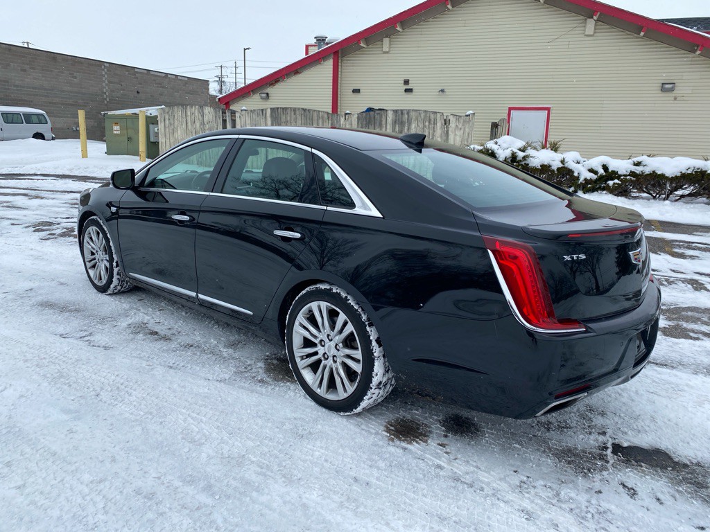 2019 Cadillac XTS Image 3