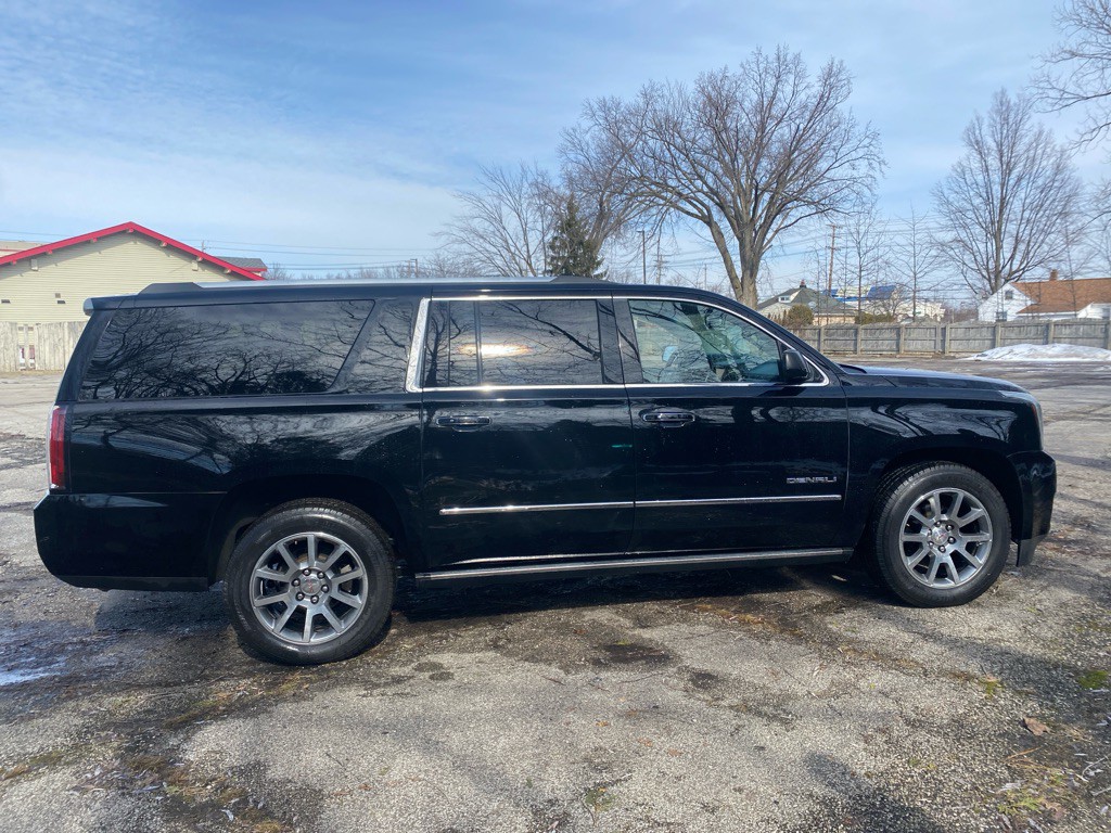 2015 GMC Yukon Image 6