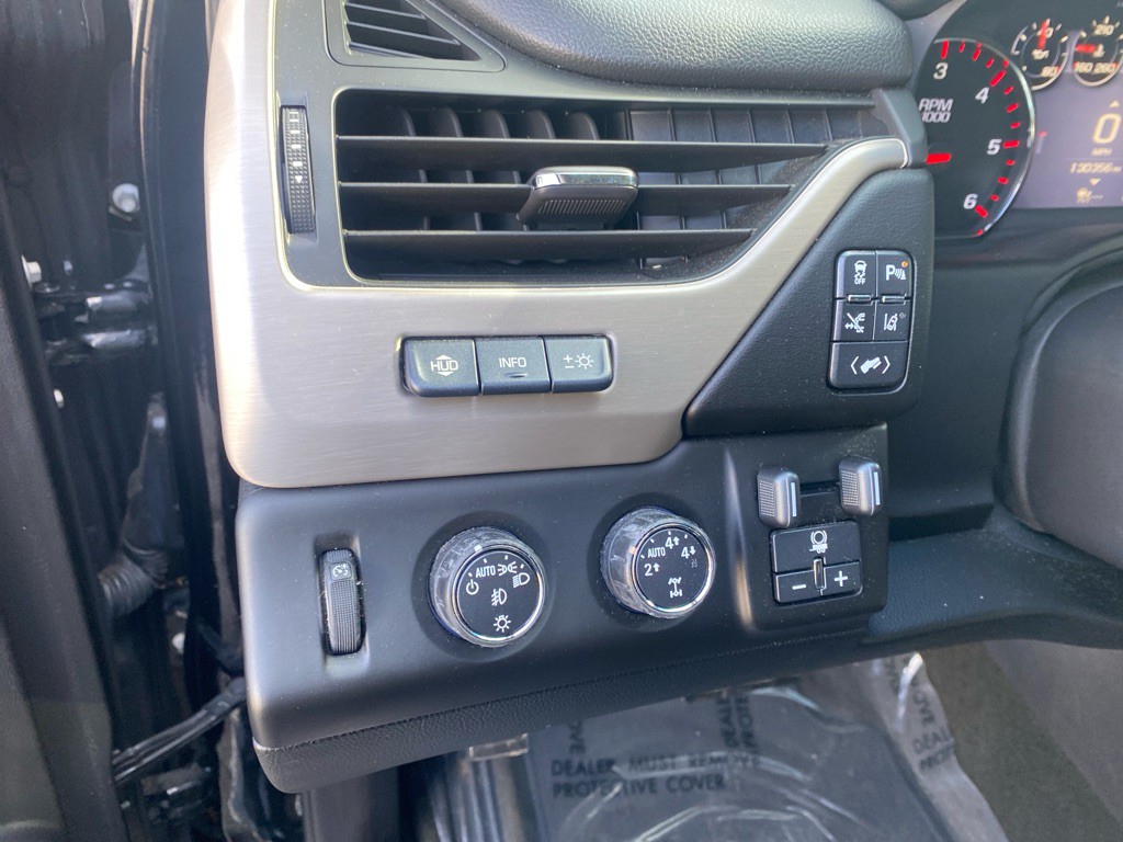 2015 GMC Yukon Image 12