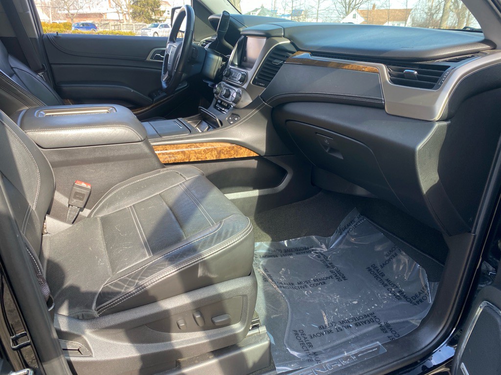 2015 GMC Yukon Image 29