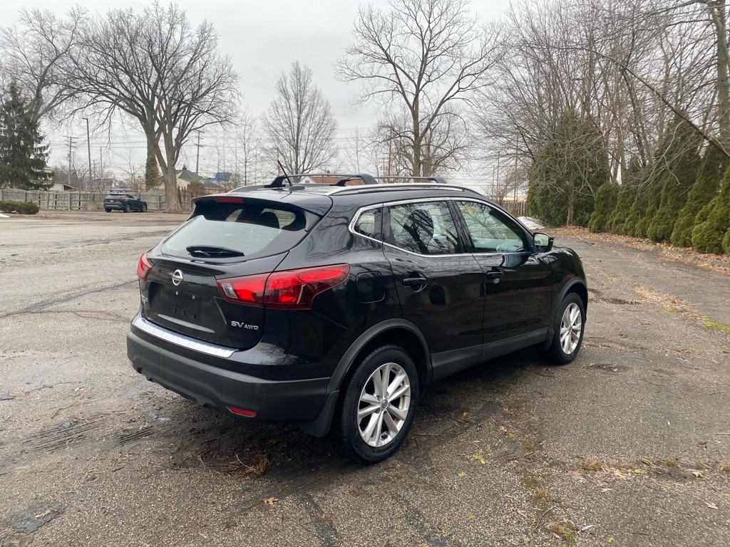 2018 Nissan Rogue Image 5