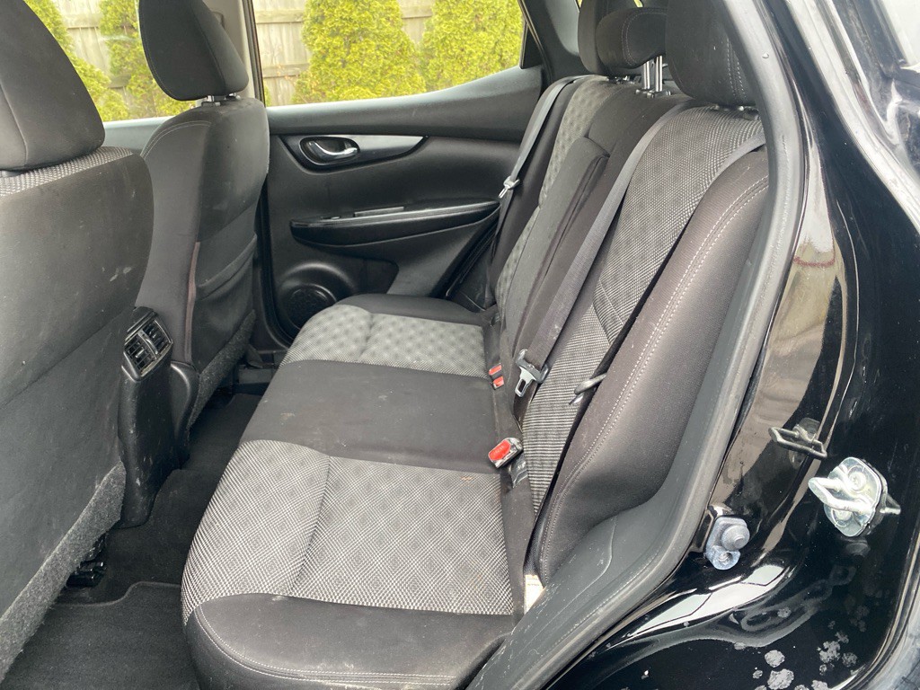 2018 Nissan Rogue Image 19