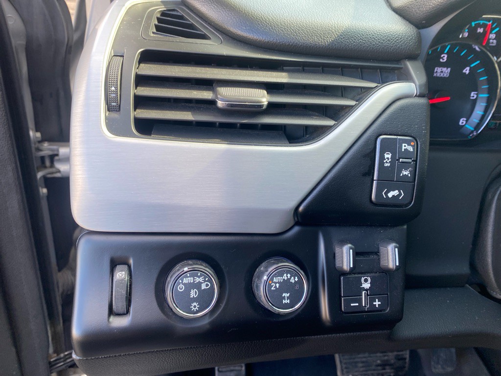 2018 GMC Yukon Image 12