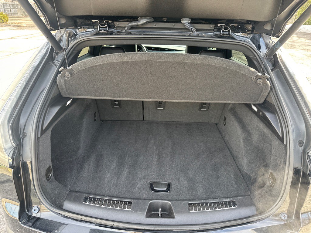 2019 Cadillac XT4 Image 16