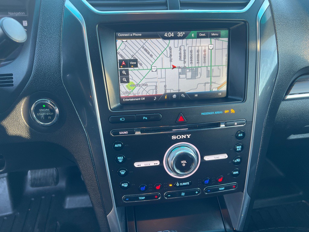 2016 Ford Explorer Image 15