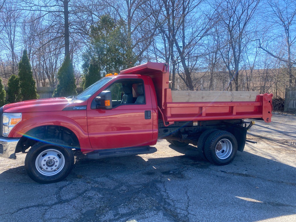 2015 Ford F-350 Image 2