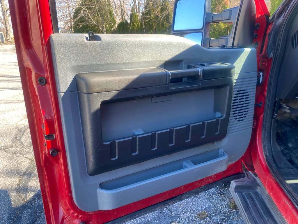 2015 Ford F-350 Image 11