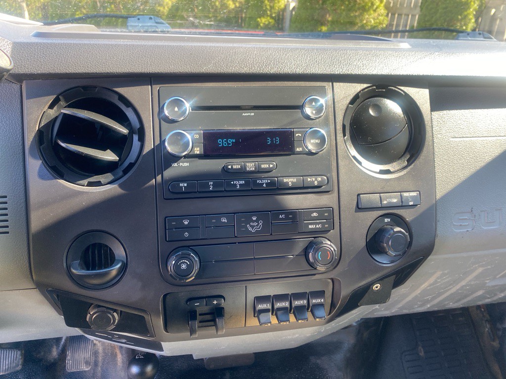 2015 Ford F-350 Image 14