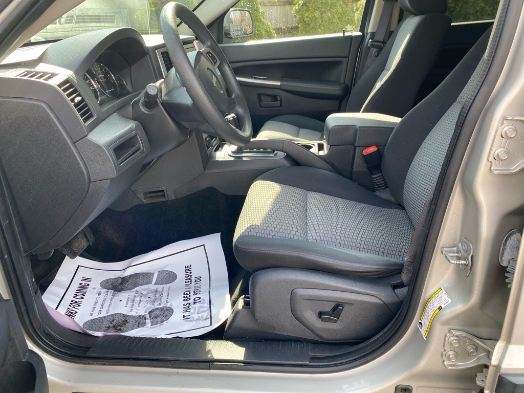 2008 Jeep Grand Cherokee Image 9