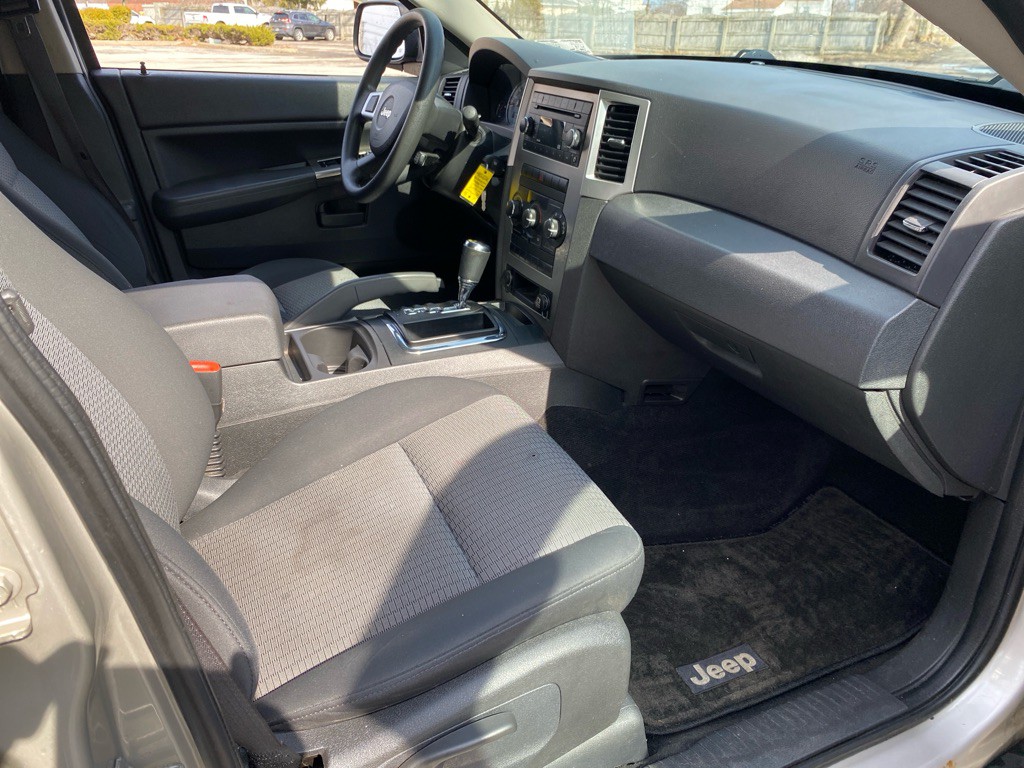 2008 Jeep Grand Cherokee Image 21
