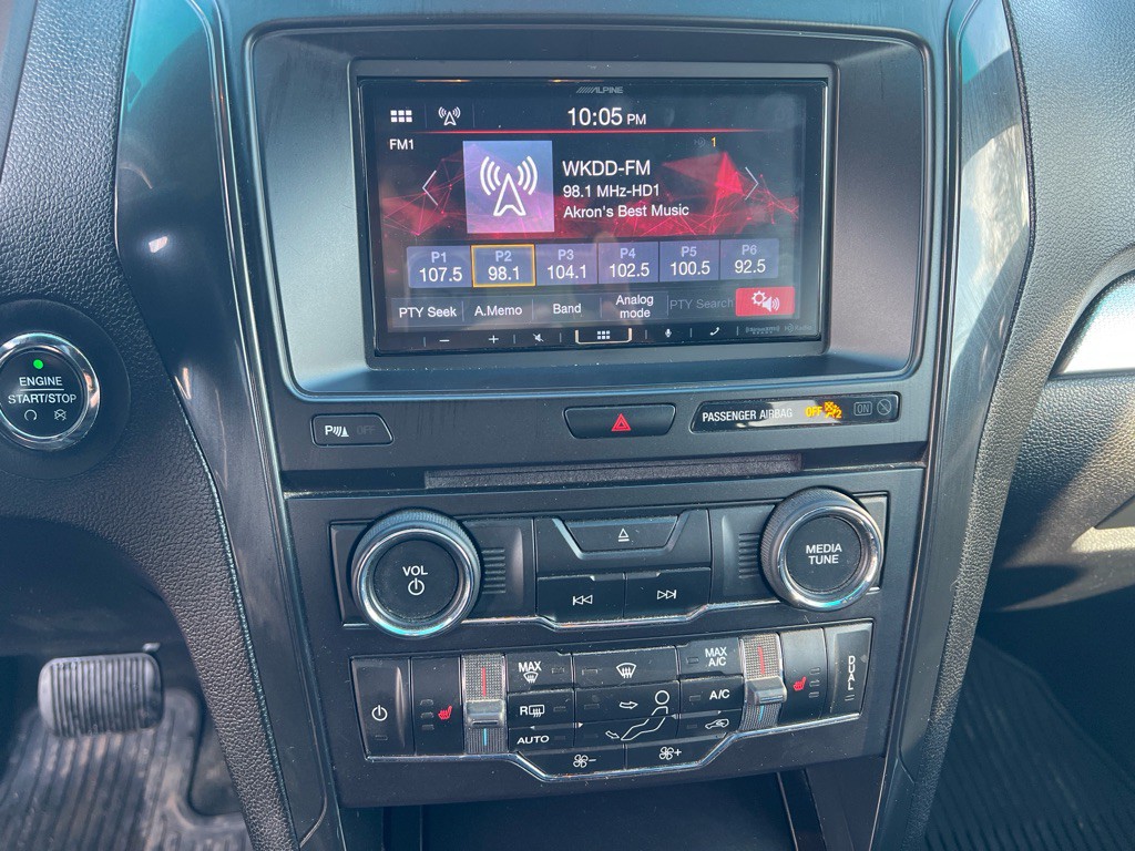 2016 Ford Explorer Image 14