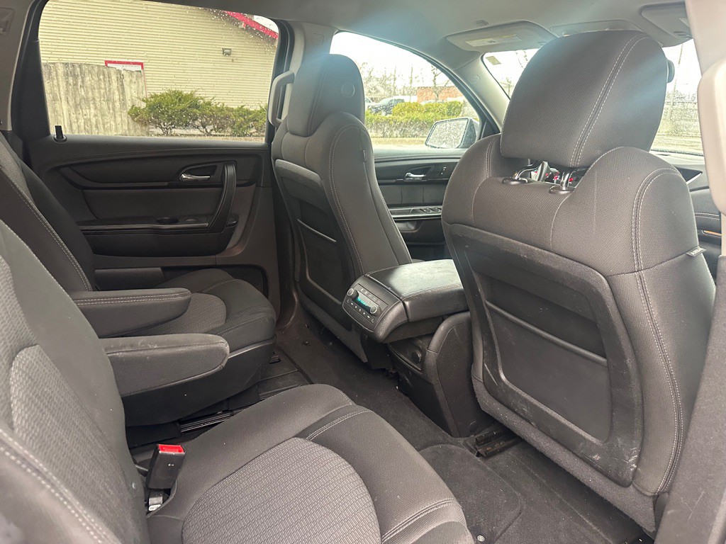 2013 Chevrolet Traverse Image 11
