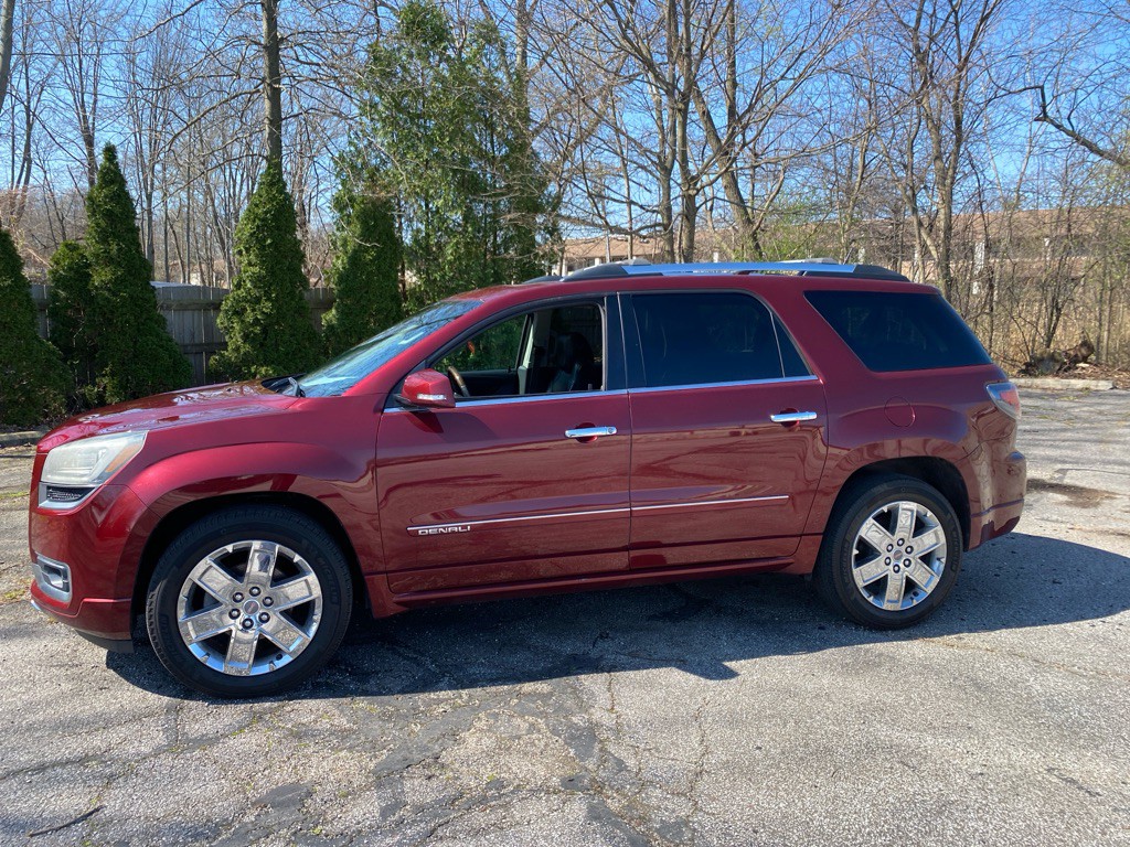 2016 GMC Acadia Image 2