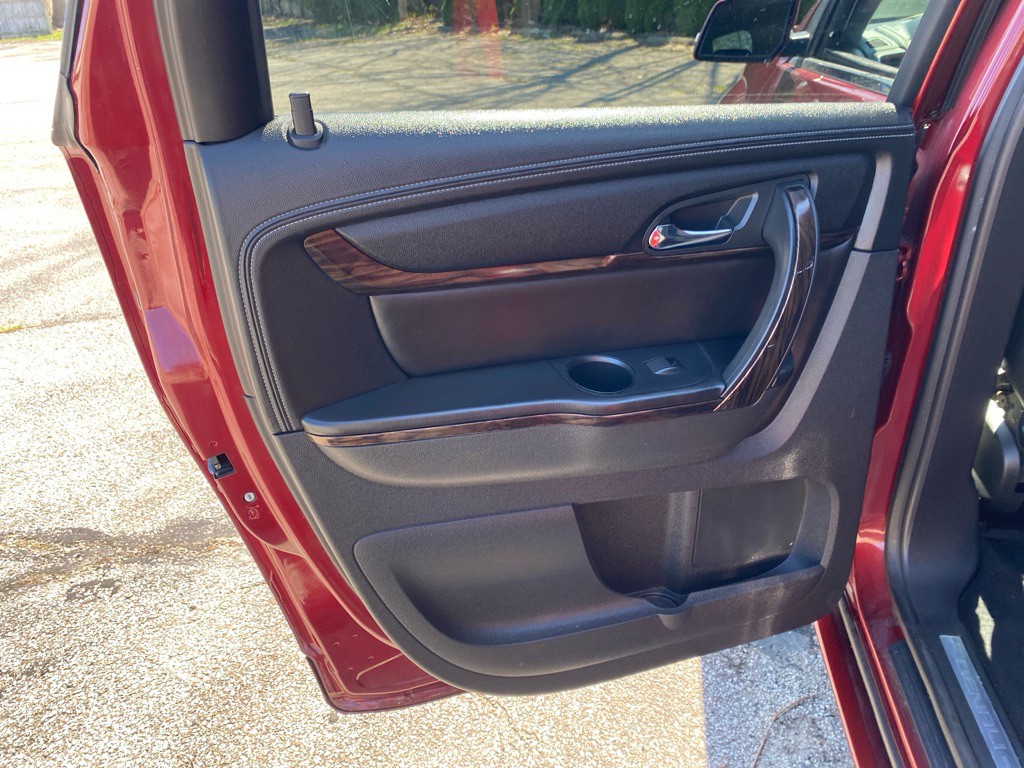 2016 GMC Acadia Image 23