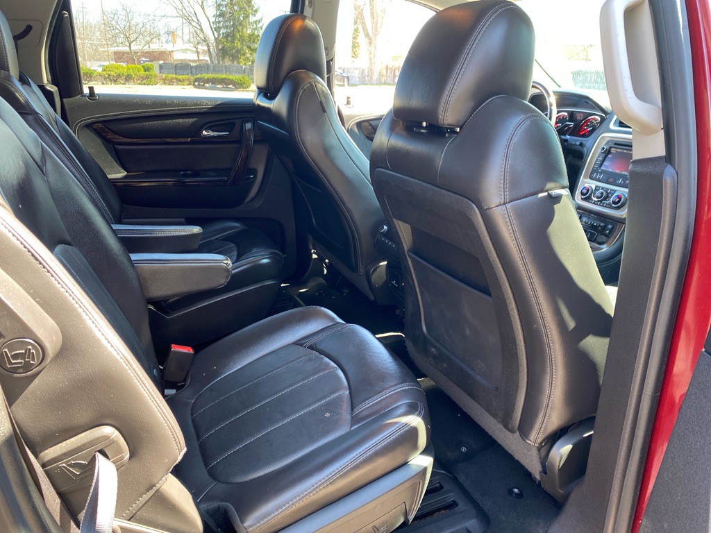 2016 GMC Acadia Image 25